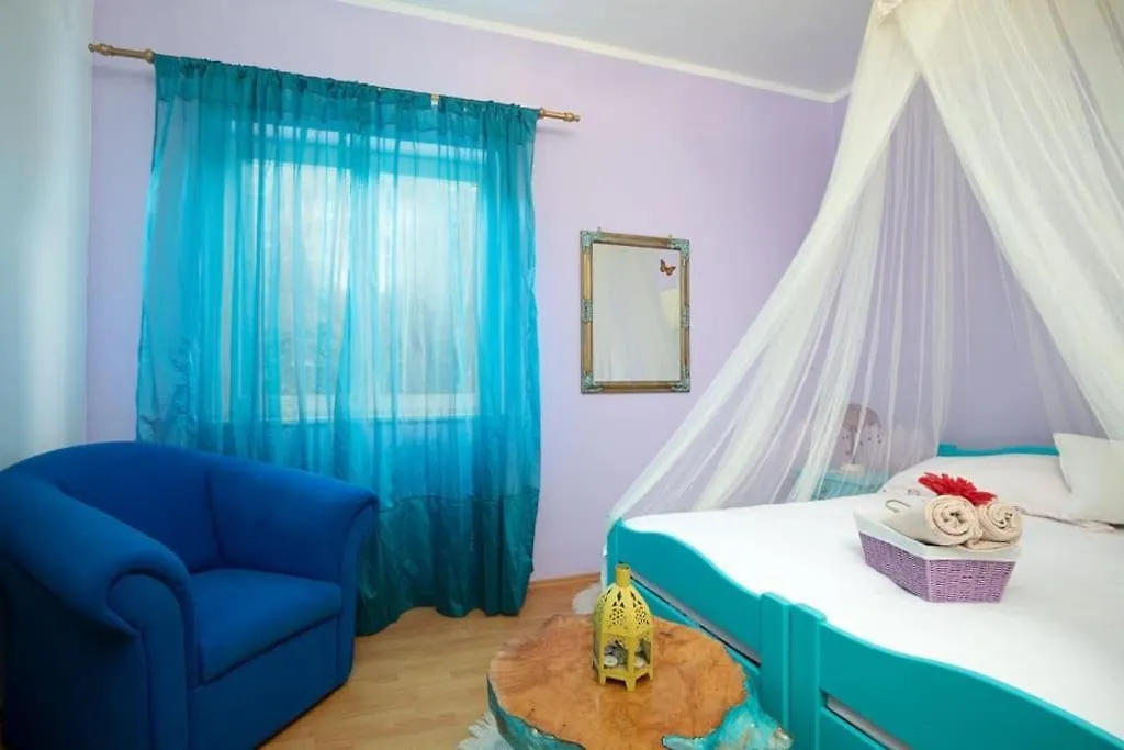 Gorgeous 2+1 Room Appartement With Private Parking Medulin